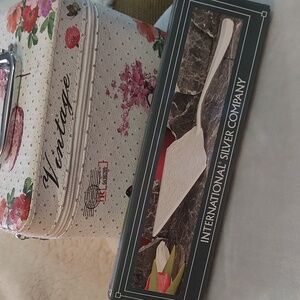 International Silver Company Cake Server